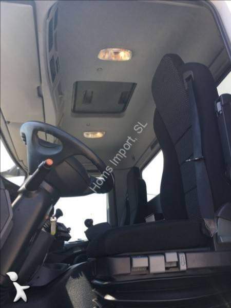 Mercedes Actros 1832