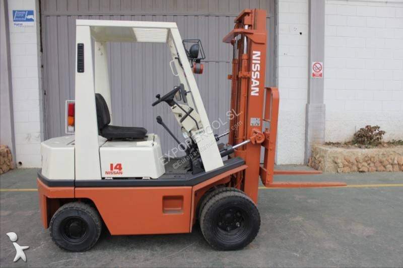 Carretilla con gasolina Nissan NH01